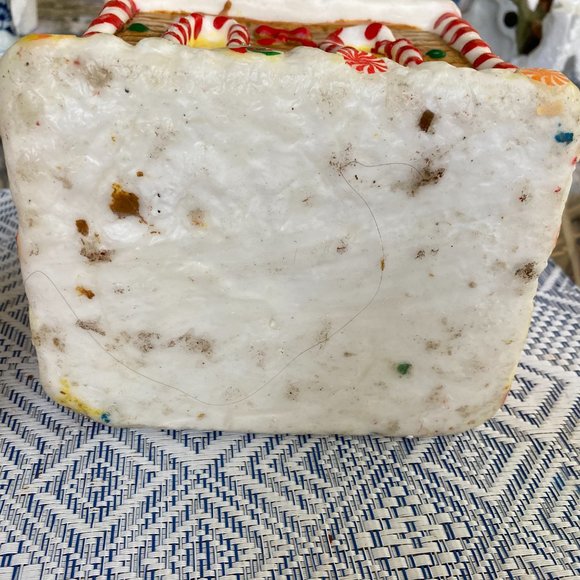 POTTERY BARN Gingerbread House Candle Large 8"Hx6"Lx4"W UNUSED VINTAGE RARE - Picture 10 of 10